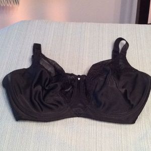 Wacoal 32DDD Black Underwire Bra—Smoke free home.